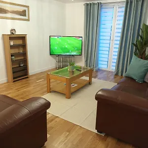 Spacious Elegant 2-br In Centre , Aberdeen United Kingdom